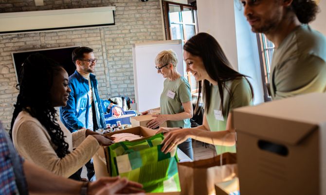 crowdeos.com